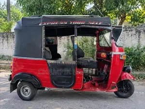 Bajaj RE 2002