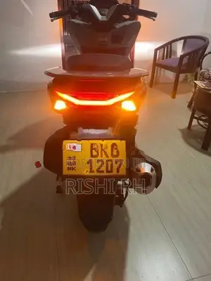 Honda PCX160 2025