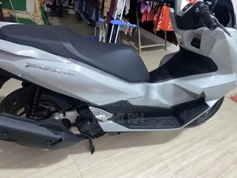 Honda PCX160 2025
