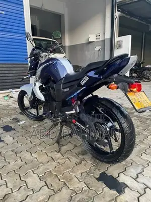 Yamaha FZ S 2014