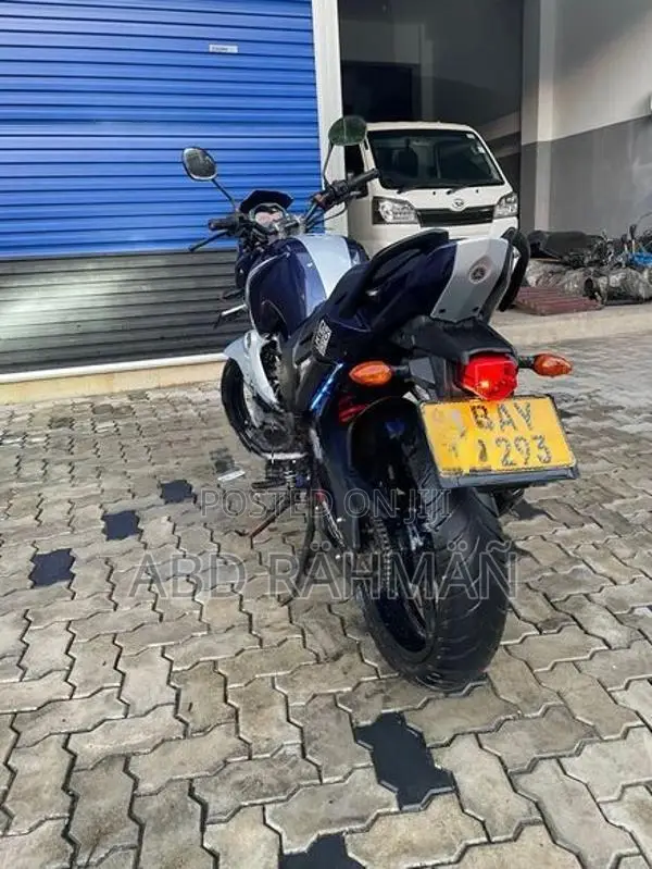 Yamaha FZ S 2014