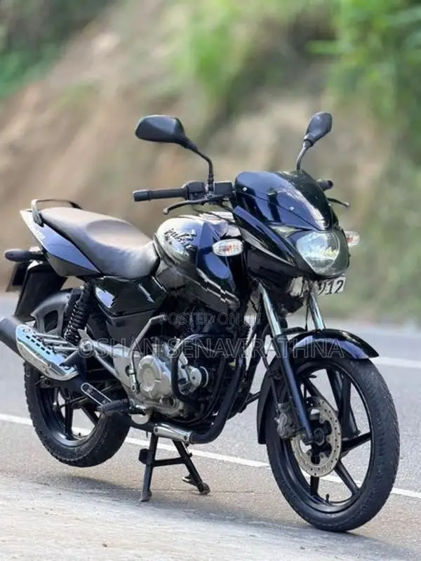 Bajaj Pulsar 150 2015