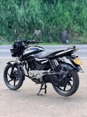 Bajaj Pulsar 150 2015