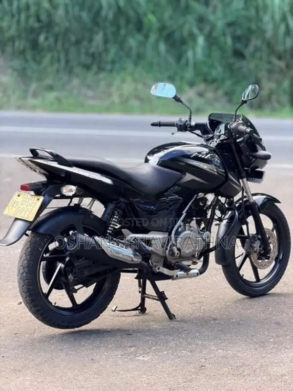 Bajaj Pulsar 150 2015