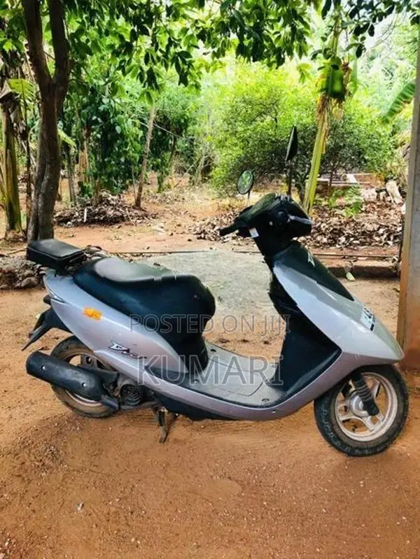Honda Dio 1988