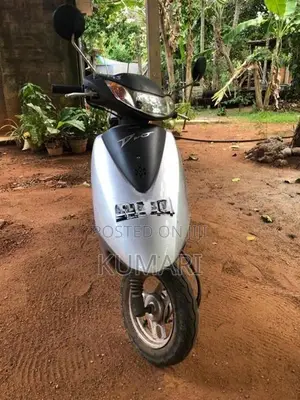 Honda Dio 1988
