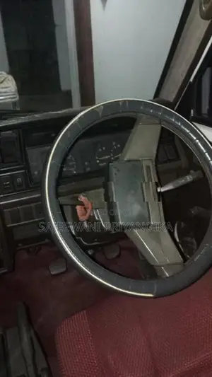 Nissan Vanette 1990