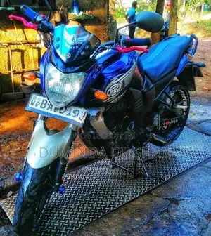 Yamaha FZS V1 2016