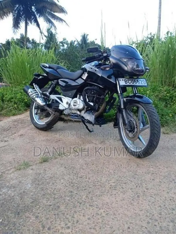 Bajaj Pulsar 180 2015