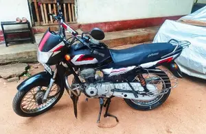 Bajaj CT100 2012
