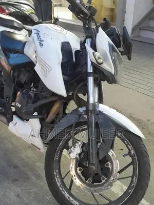 TVS Apache RTR 200 2017