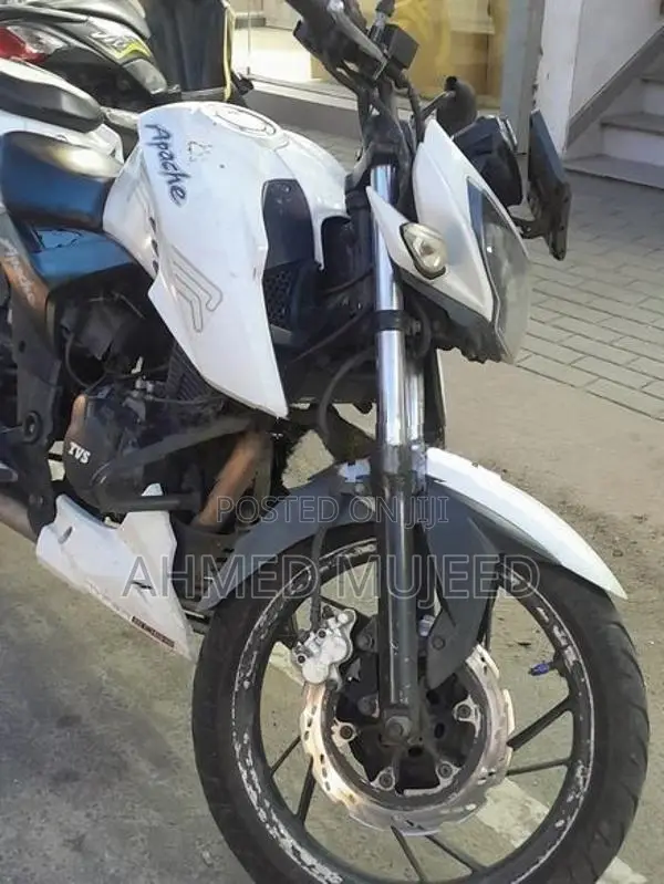 TVS Apache RTR 200 2017