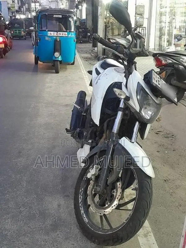TVS Apache RTR 200 2017