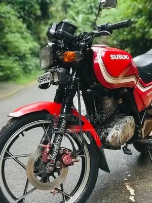 Suzuki GS 125 1996