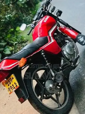 Suzuki GS 125 1996