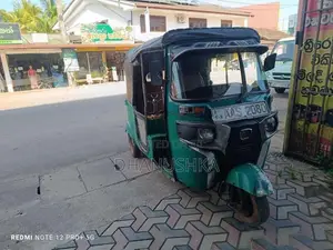 Bajaj RE 2014