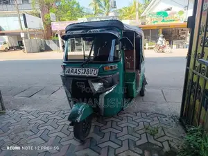 Bajaj RE 2014