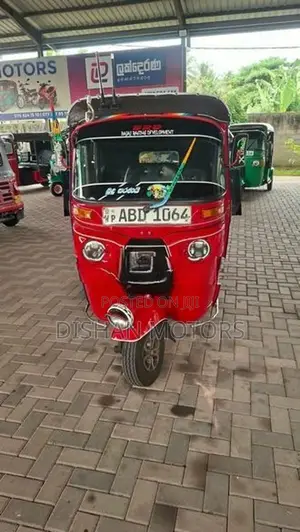 Bajaj RE 4 Stroke 2015