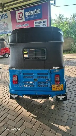 Bajaj RE 4 Stroke 2019