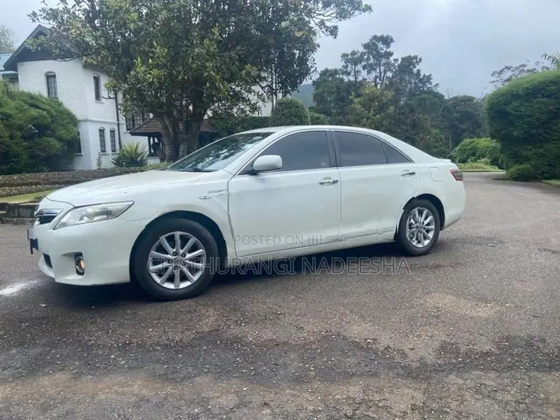Toyota Camry 2011