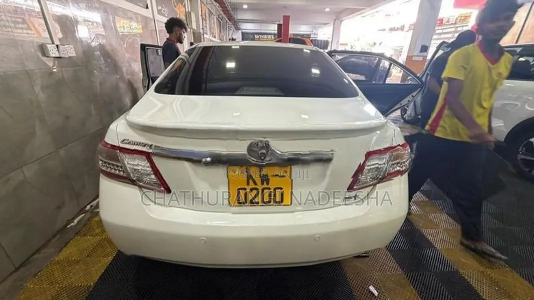 Toyota Camry 2011