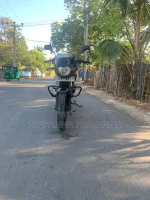 Bajaj Pulsar 180 2011