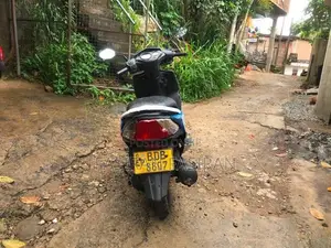 Honda Dio 2015