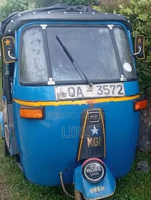 Bajaj RE 2005