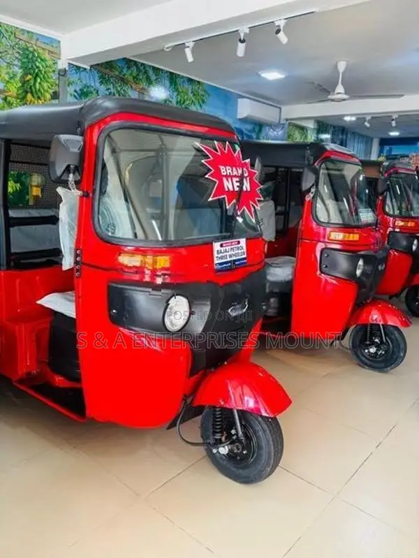Bajaj RE 2026