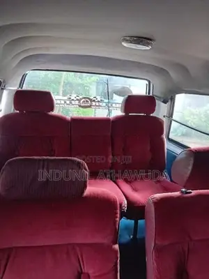 Nissan Vanette 1996
