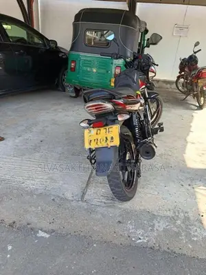Bajaj Discover 125 2023