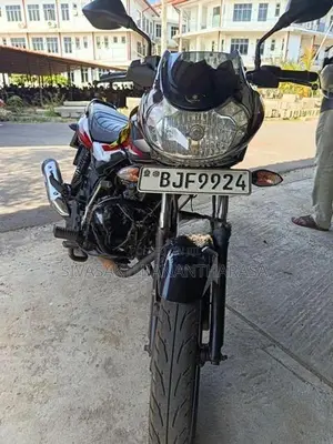 Bajaj Discover 125 2023