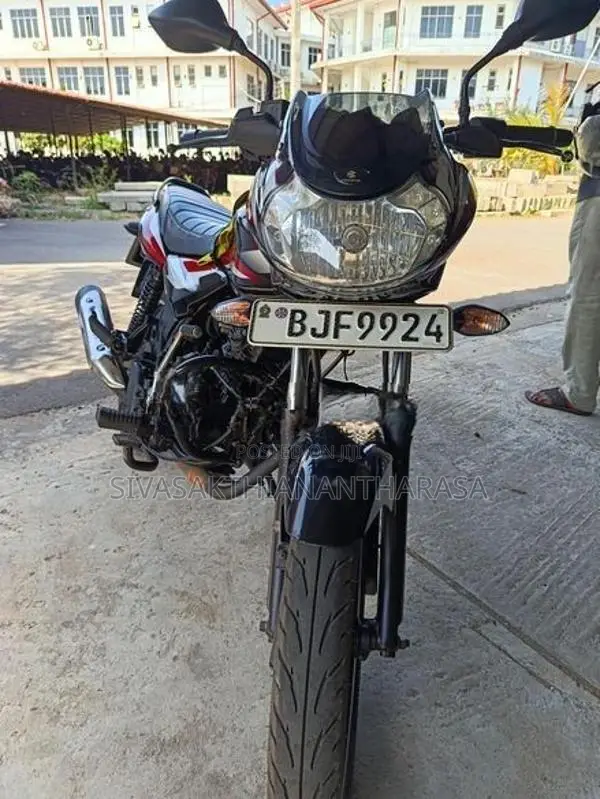 Bajaj Discover 125 2023