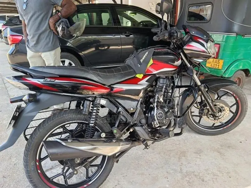 Bajaj Discover 125 2023