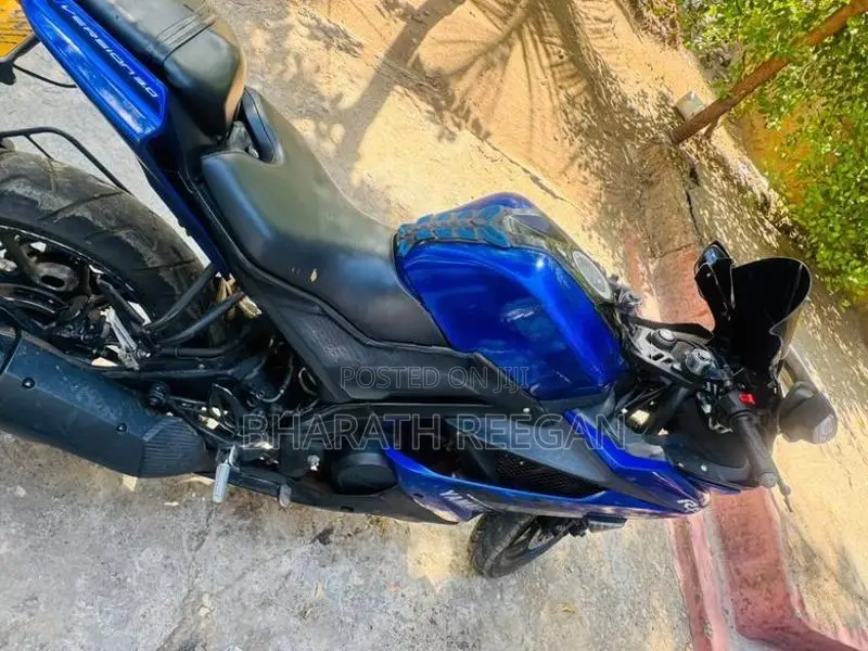 Yamaha R15 2019