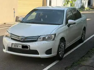 Toyota Axio 2013