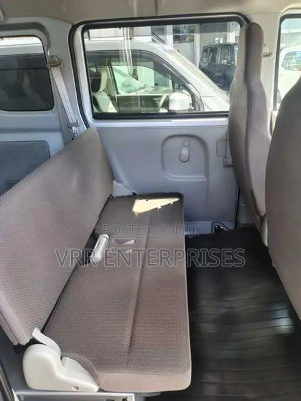 Nissan Clipper 2024