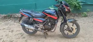 Bajaj Pulsar 180 2005