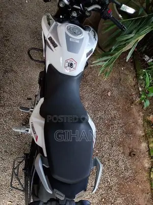Bajaj Pulsar NS160 2025