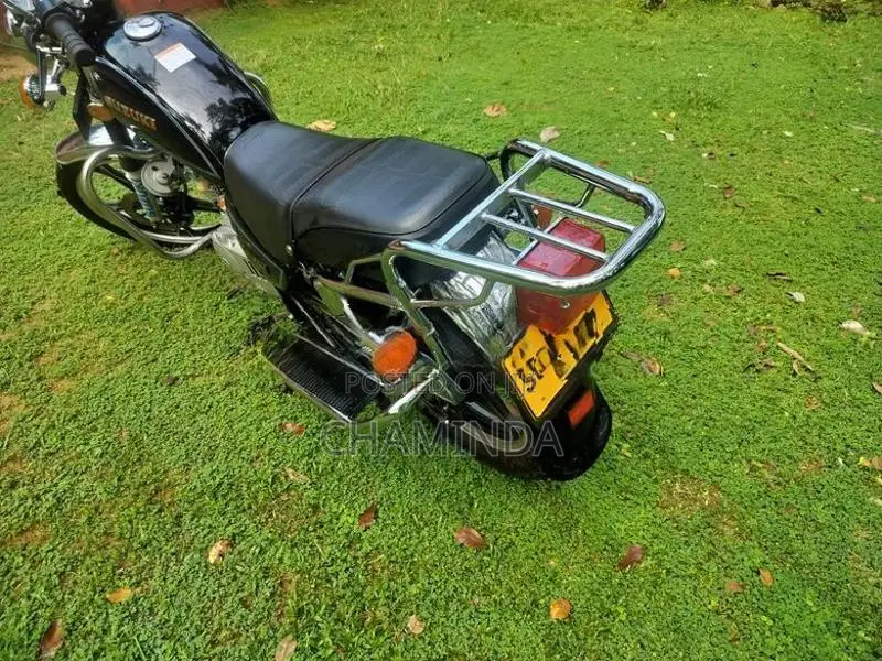 Suzuki GN 125 2010