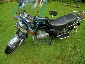 Suzuki GN 125 2010