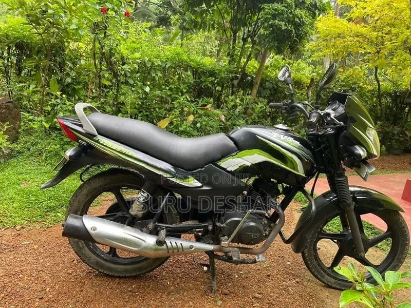 TVS Metro 2016