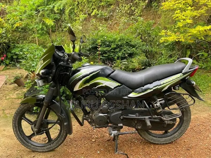 TVS Metro 2016