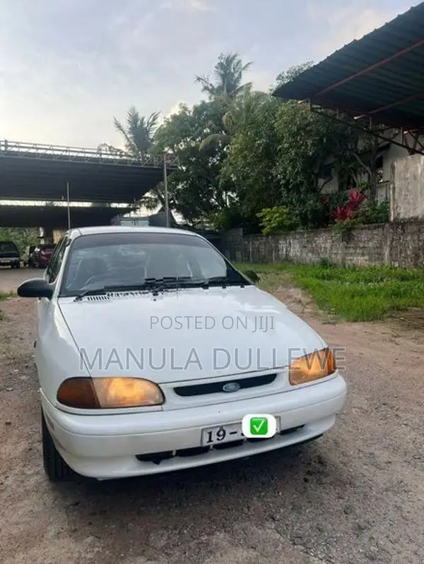 Ford Festiva 1995