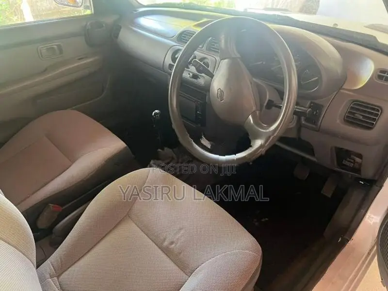 Nissan March K 11 1993