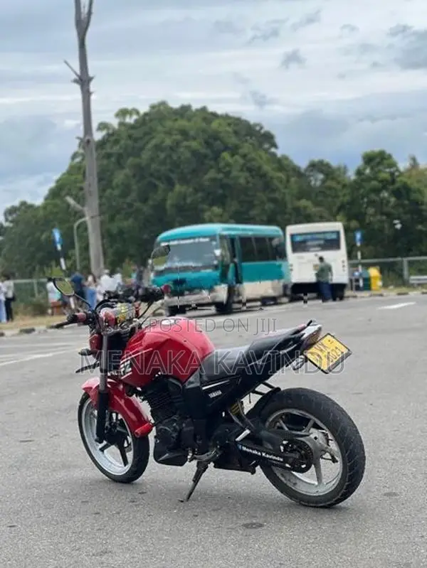 Yamaha FZS V1 2011