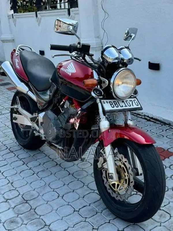Honda Hornet ch130 2021