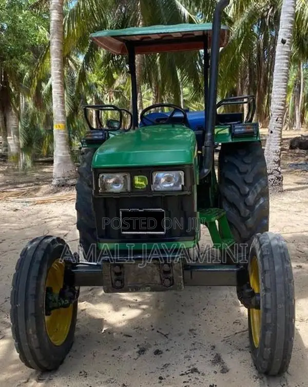 John Deere Bowser Trailer 2013