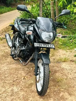 Bajaj Pulsar 150 2017