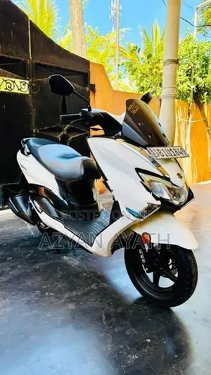 Suzuki Burgman 125 2020
